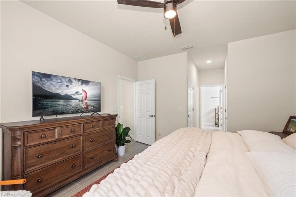 6139 Hendley CT, FORT MYERS FL 33905-14