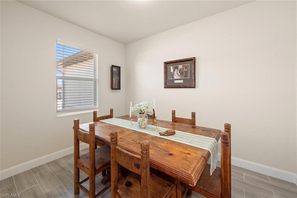 6139 Hendley CT, FORT MYERS FL 33905-3