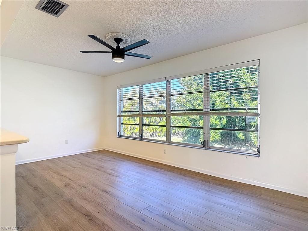 6884 Sandtrap DR # 4, FORT MYERS FL 33919-17