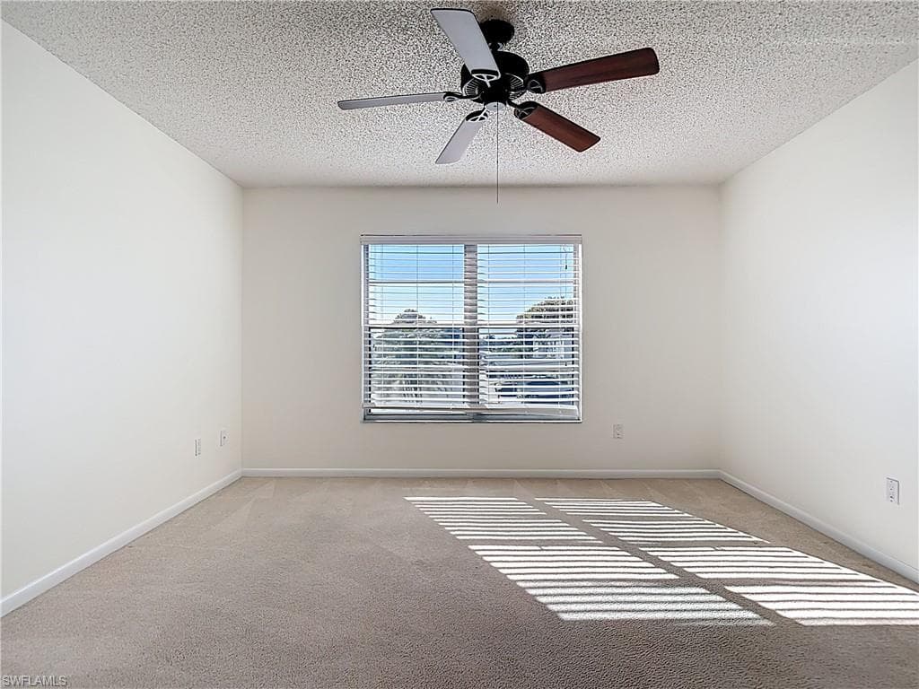 6884 Sandtrap DR # 4, FORT MYERS FL 33919-30