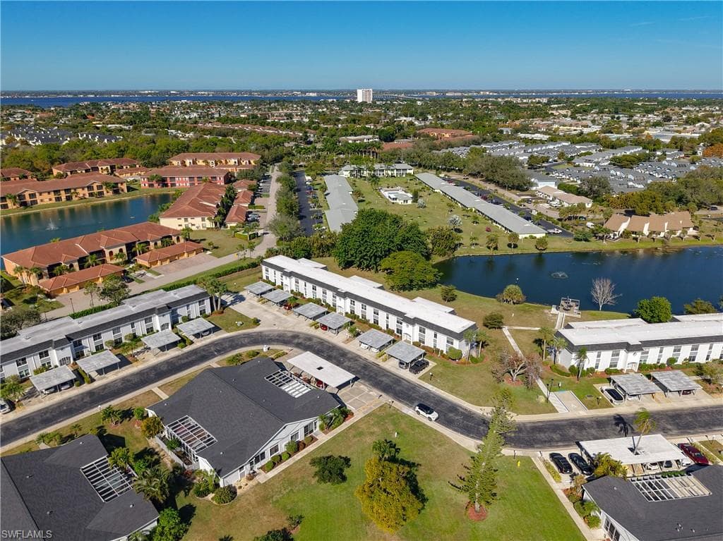 6884 Sandtrap DR # 4, FORT MYERS FL 33919-3