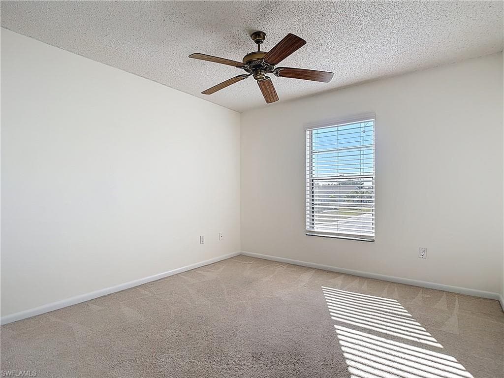 6884 Sandtrap DR # 4, FORT MYERS FL 33919-24