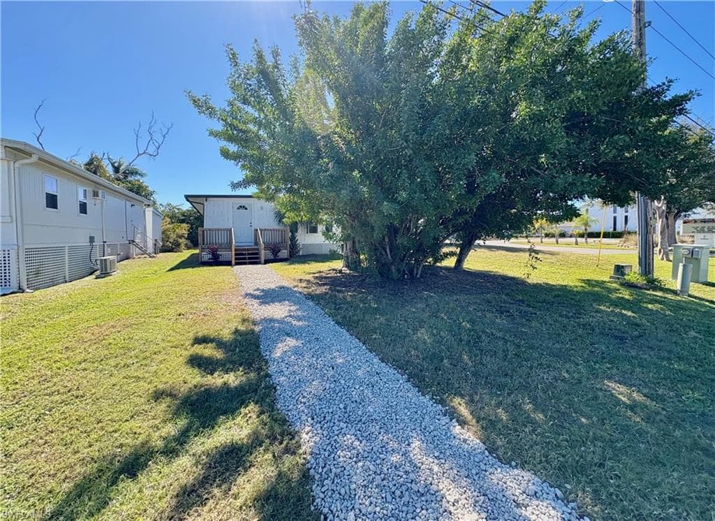 5675 Pine Island RD NW, BOKEELIA FL 33922-3