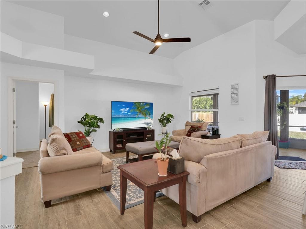 10611 Ankeny LN, BONITA SPRINGS FL 34135-3