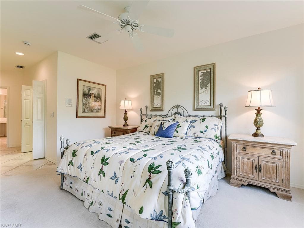 8461 Southbridge DR # 4, ESTERO FL 33967-19