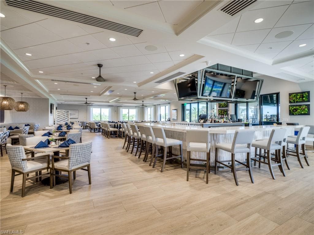 8461 Southbridge DR # 4, ESTERO FL 33967-33