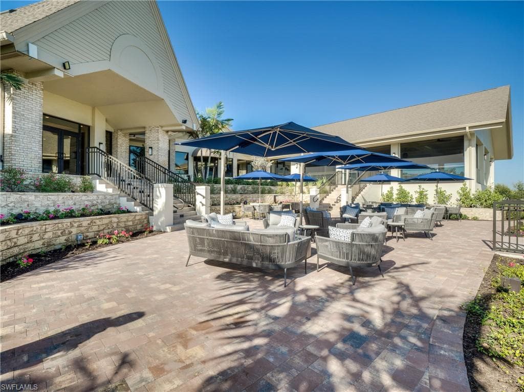 8461 Southbridge DR # 4, ESTERO FL 33967-36
