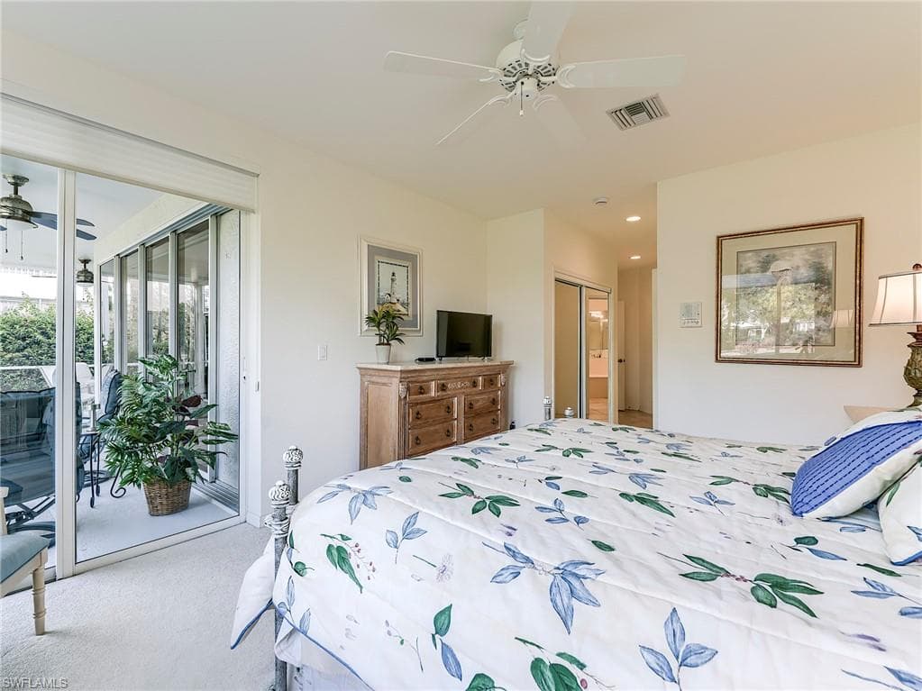 8461 Southbridge DR # 4, ESTERO FL 33967-18