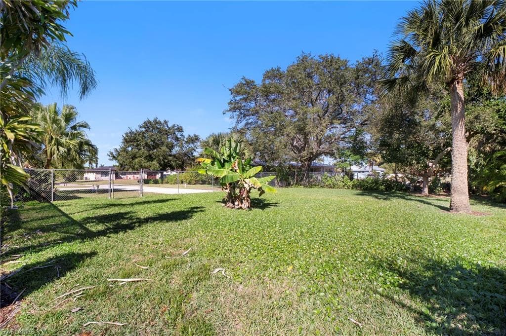 5091 Westminster DR-42