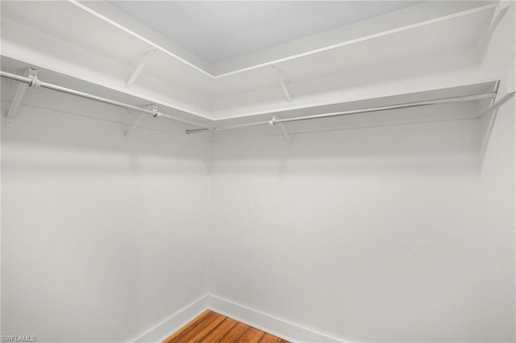 5091 Westminster DR-31
