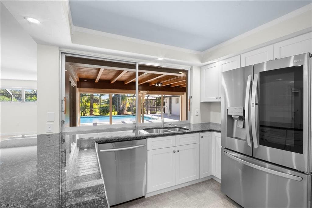 5091 Westminster DR-9