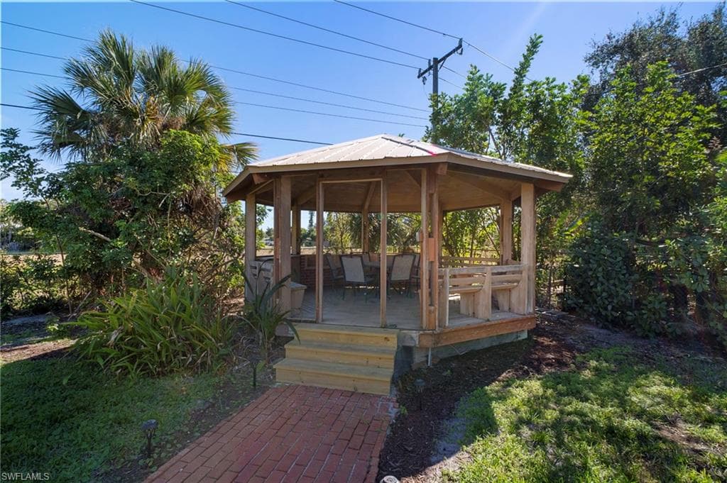 5091 Westminster DR-40