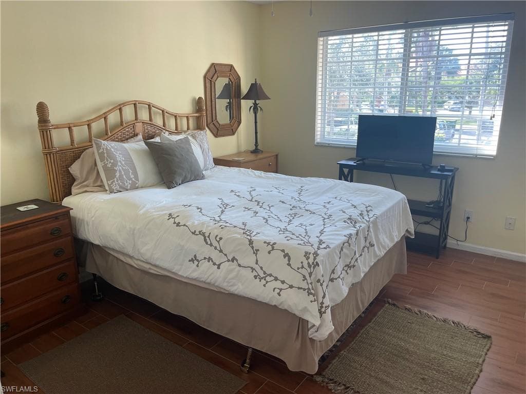 1260 Wildwood Lakes BLVD # 201, NAPLES FL 34104-10