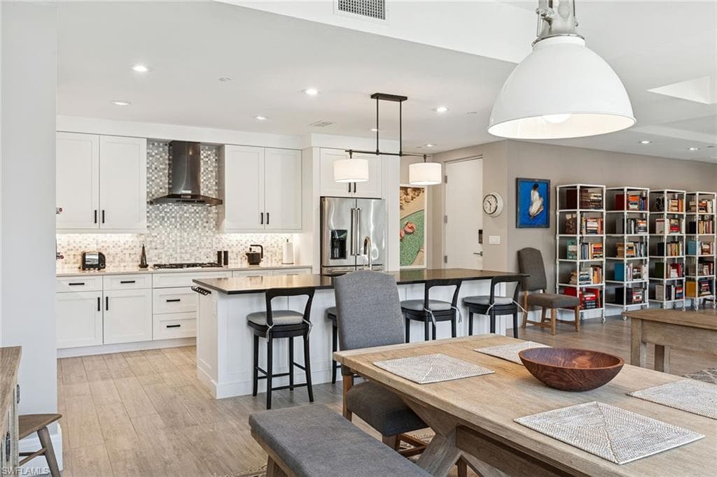 1135 3rd AVE S # 119, NAPLES FL 34102-12