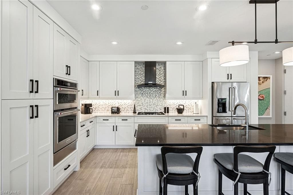 1135 3rd AVE S # 119, NAPLES FL 34102-15