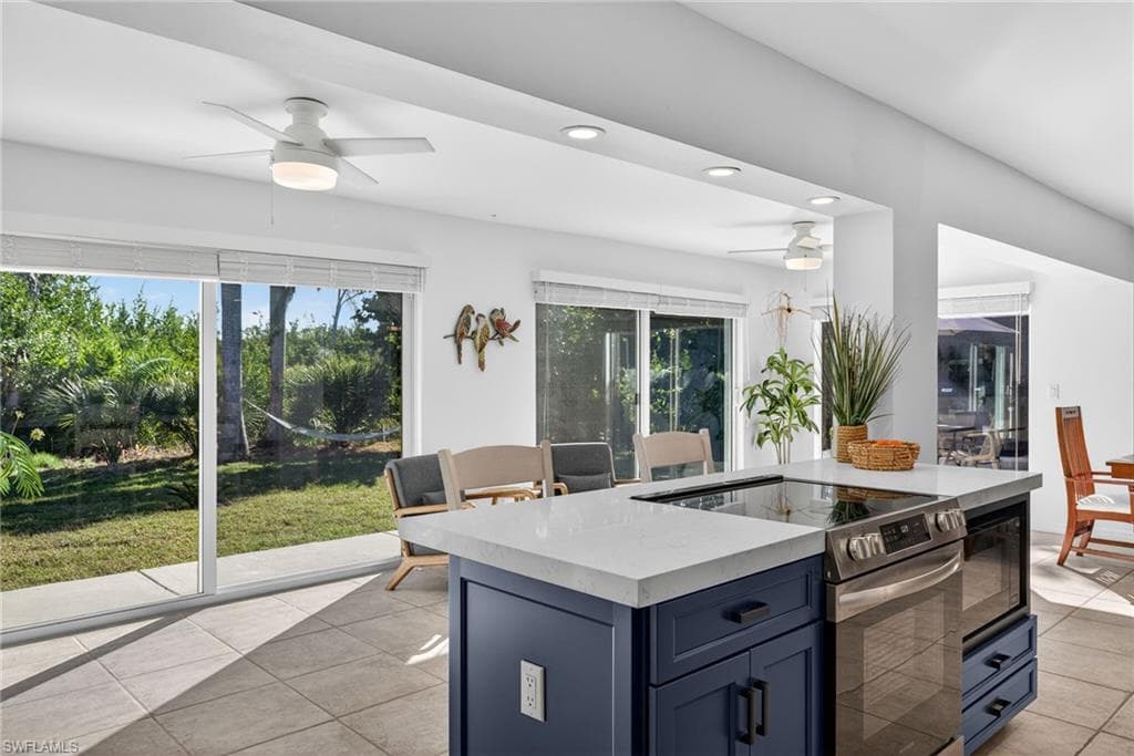 1866 Ibis LN, SANIBEL FL 33957-16