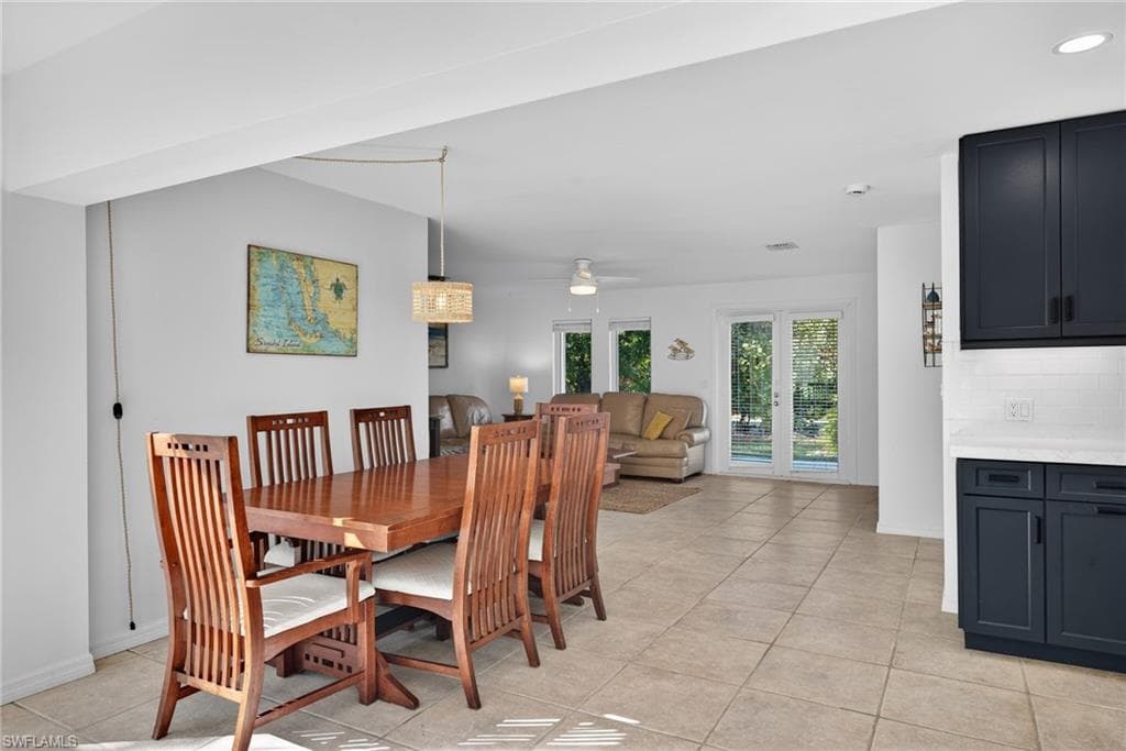 1866 Ibis LN, SANIBEL FL 33957-11
