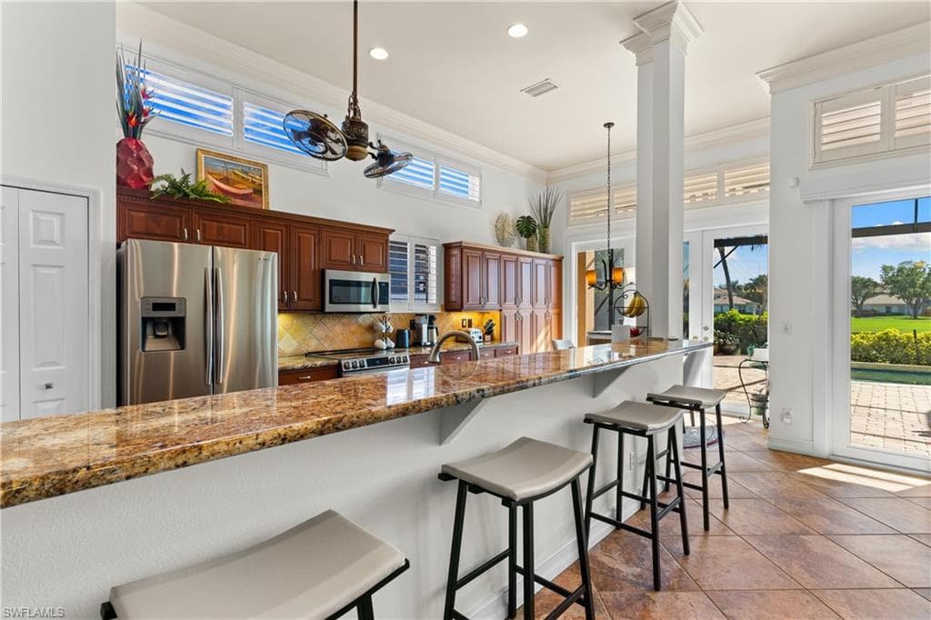 19855 Vintage Trace CIR, ESTERO FL 33967-6