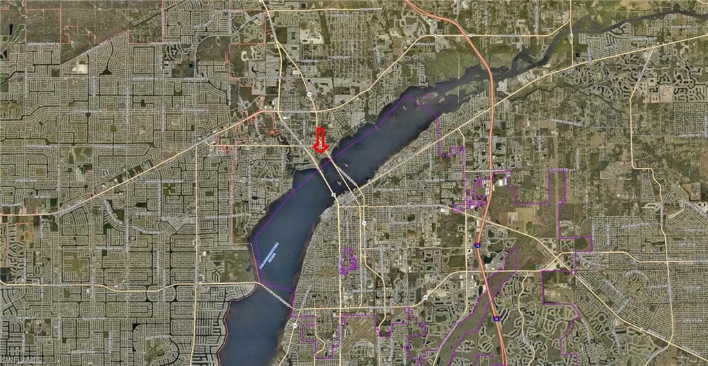 77 Oak ST, NORTH FORT MYERS FL 33903-19