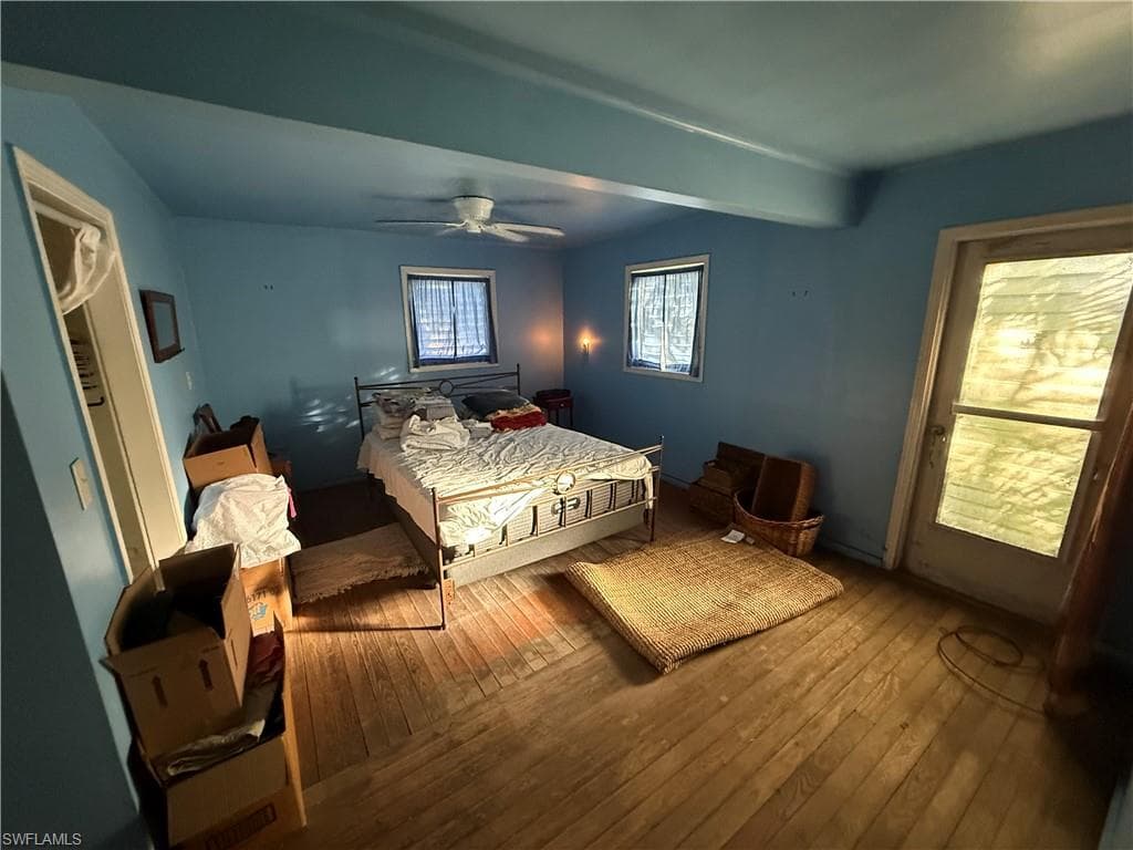 77 Oak ST, NORTH FORT MYERS FL 33903-14