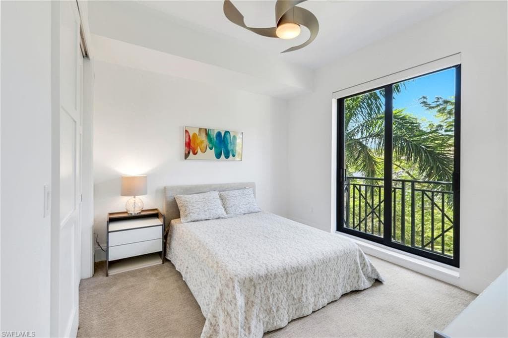 1035 3rd AVE S # 305, NAPLES FL 34102-21