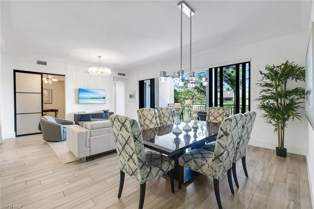 1035 3rd AVE S # 305, NAPLES FL 34102-8