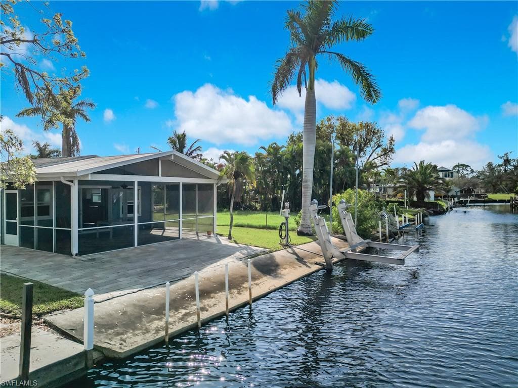 27571 Tarpon WAY, BONITA SPRINGS FL 34134-36