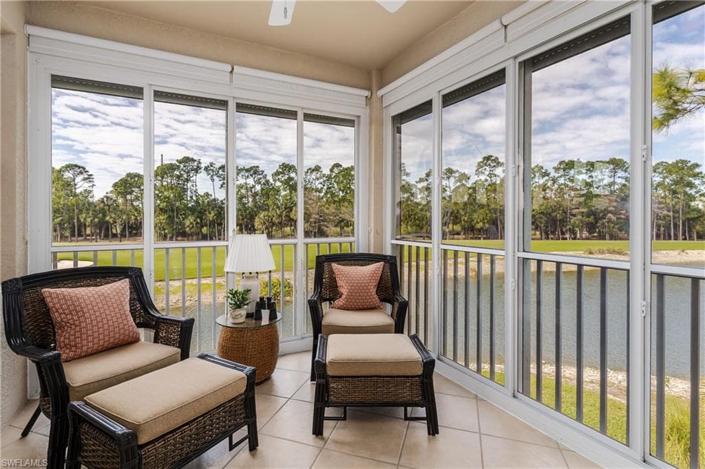 3989 Bishopwood CT W # 201, NAPLES FL 34114-1