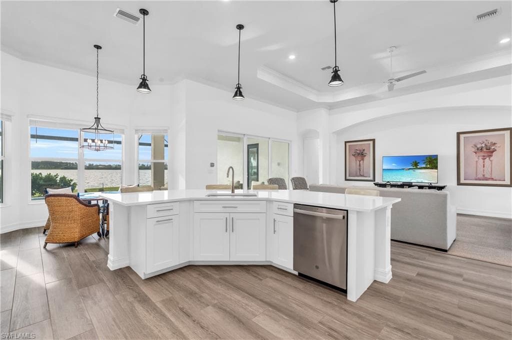 14044 Blue Bay CIR, FORT MYERS FL 33913-21