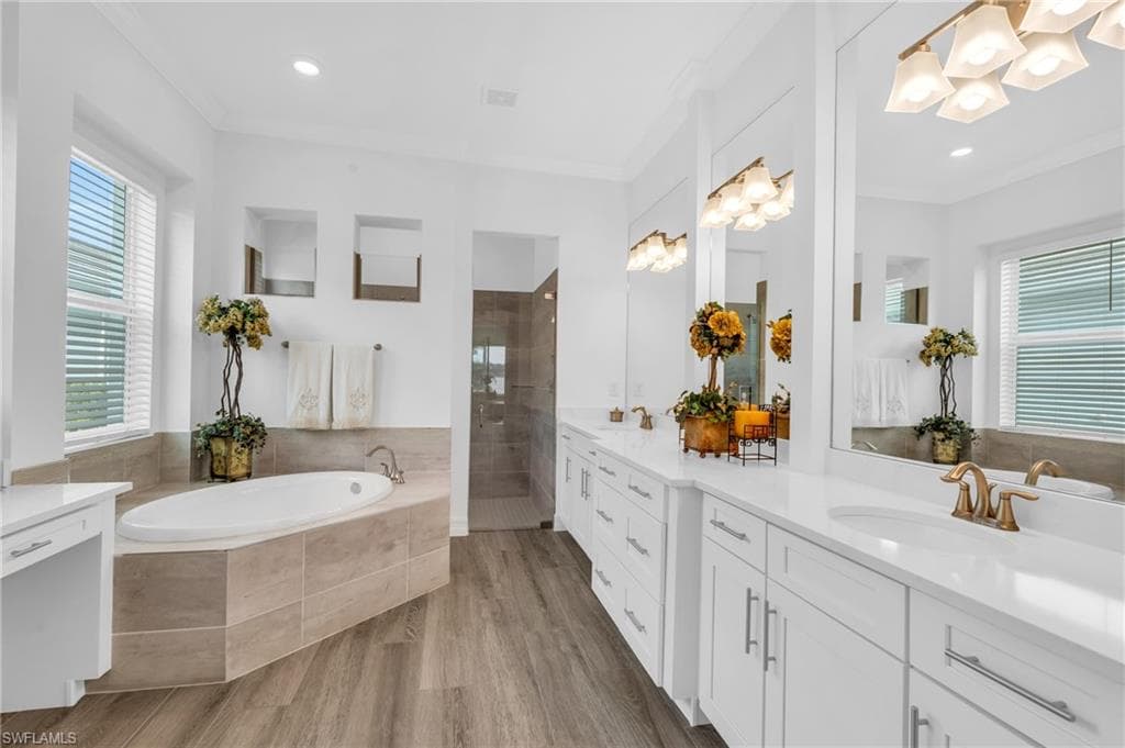 14044 Blue Bay CIR, FORT MYERS FL 33913-27