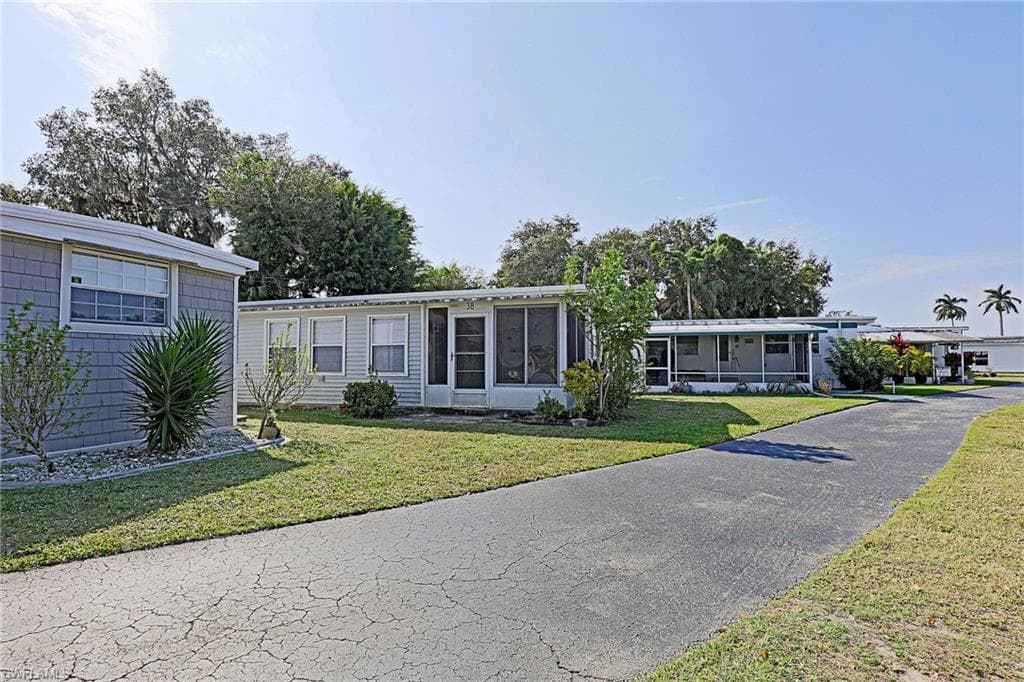 2012 S Olga DR # 38, FORT MYERS FL 33905-4