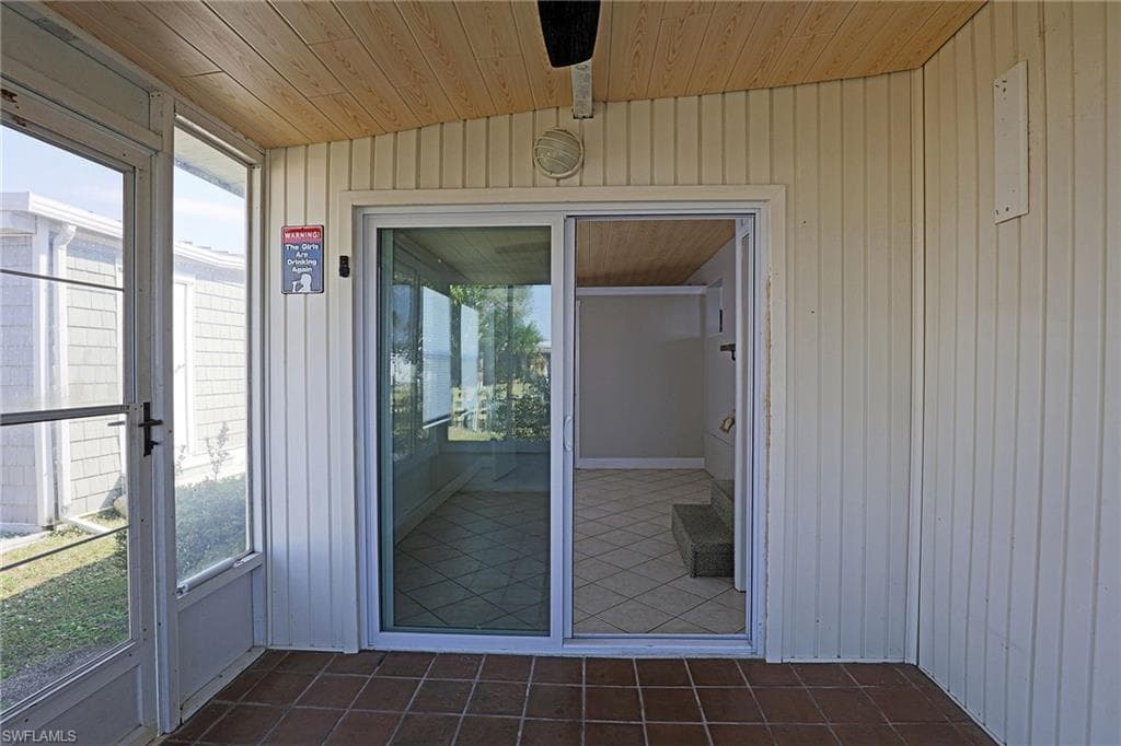 2012 S Olga DR # 38, FORT MYERS FL 33905-23