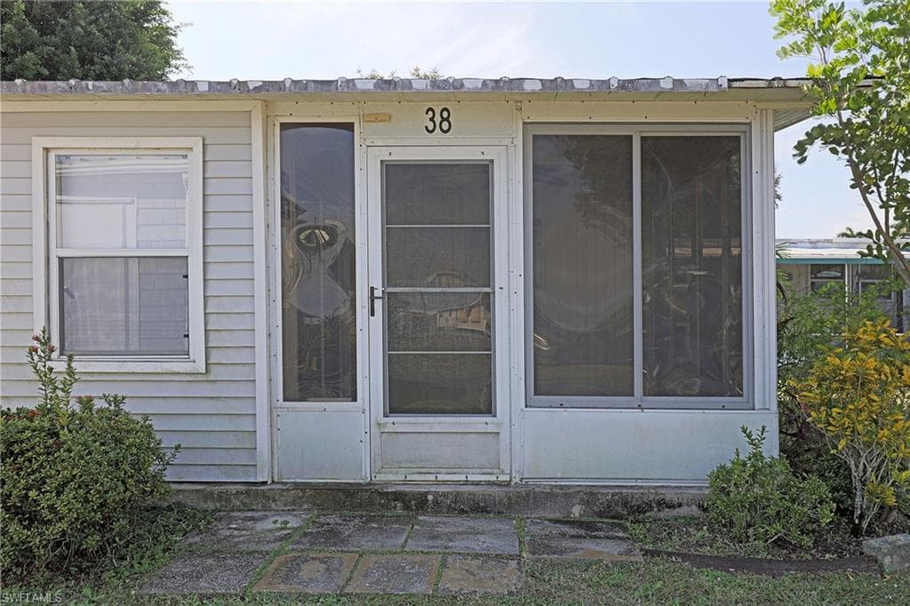 2012 S Olga DR # 38, FORT MYERS FL 33905-33