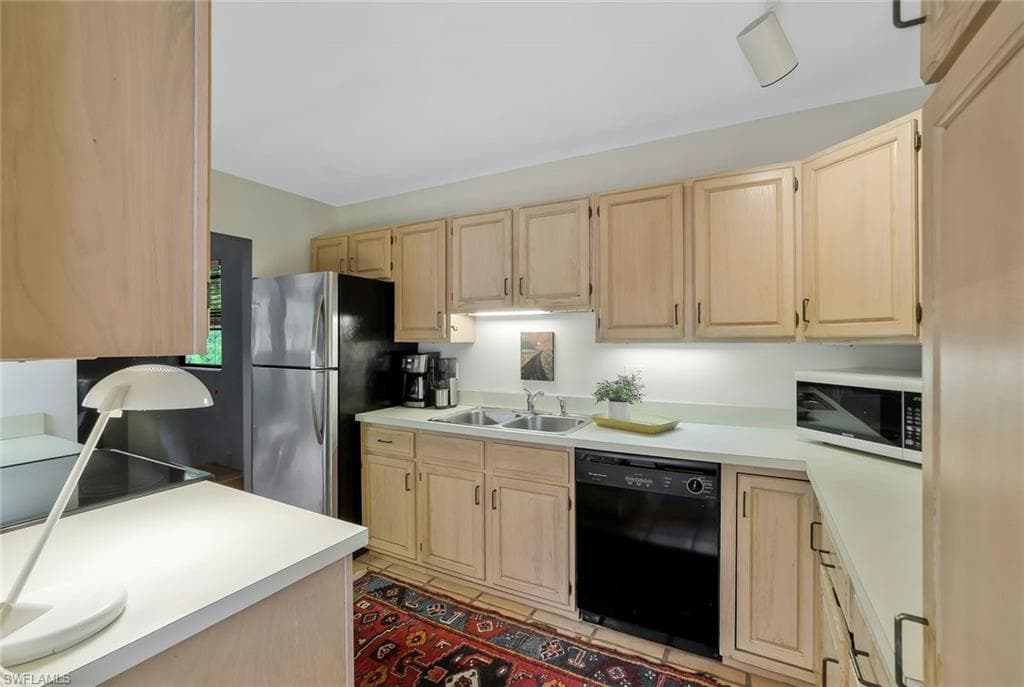 1329 Solana RD # K5, NAPLES FL 34103-5