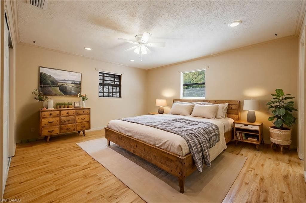 1301 Jacks LN, FORT DENAUD FL 33935-7