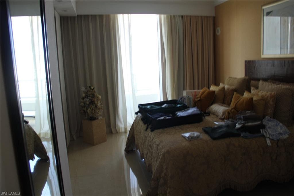 4401 COLLINS AVE, MIAMI BEACH FL 33140-12