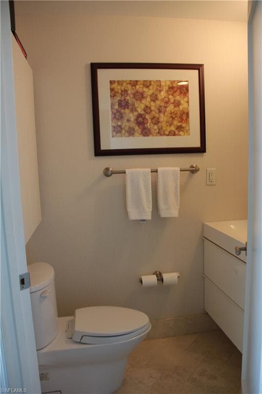 4401 COLLINS AVE, MIAMI BEACH FL 33140-19