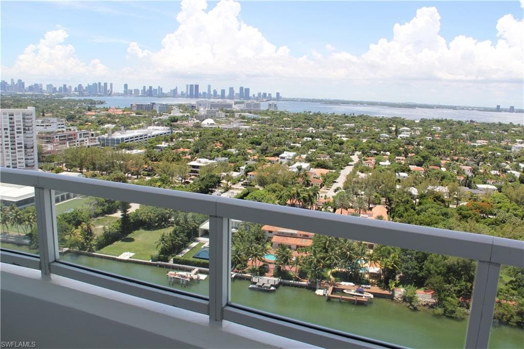 4401 COLLINS AVE, MIAMI BEACH FL 33140-29