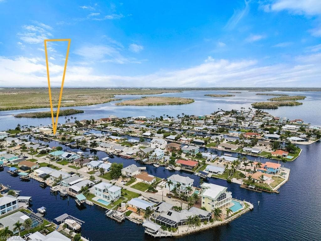 2821 Bruce ST, MATLACHA FL 33993-32