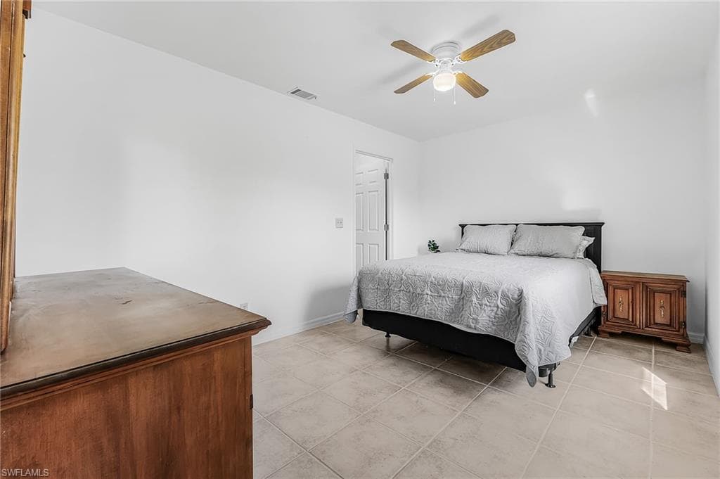 1518 SW Courtyards LN # 199, CAPE CORAL FL 33914-22