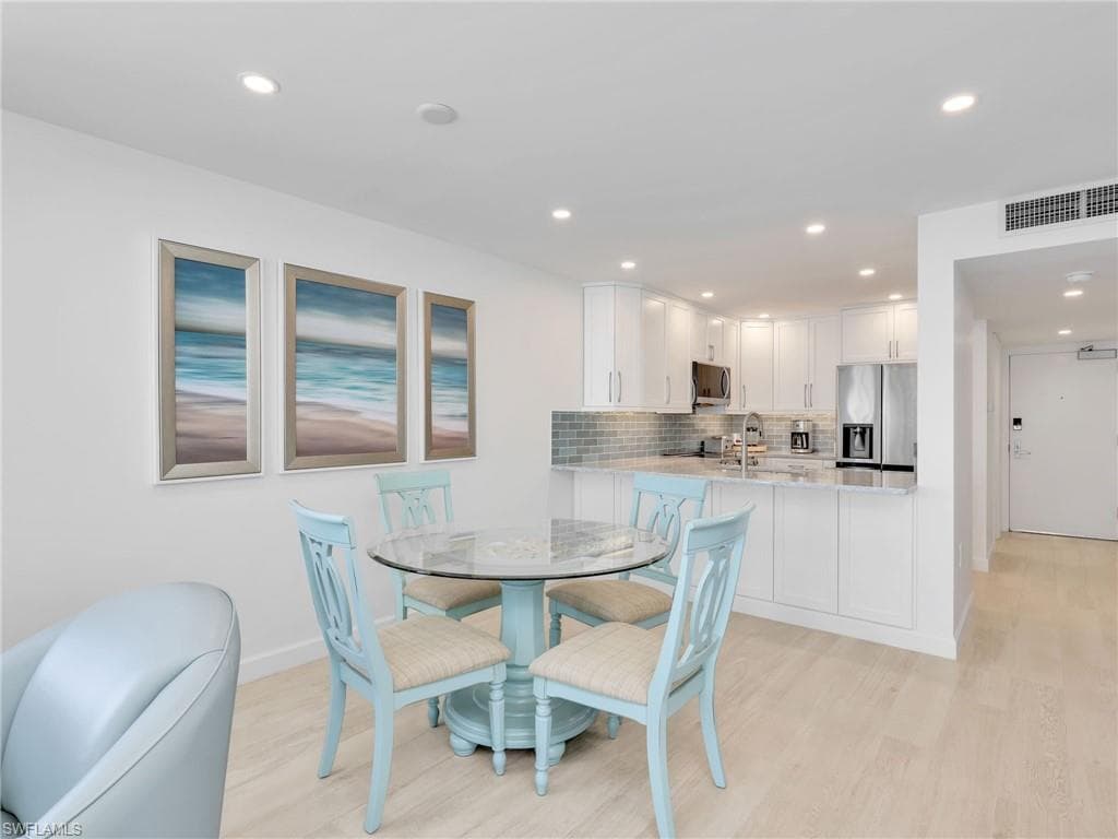 26340 Hickory BLVD # 902, BONITA SPRINGS FL 34134-8