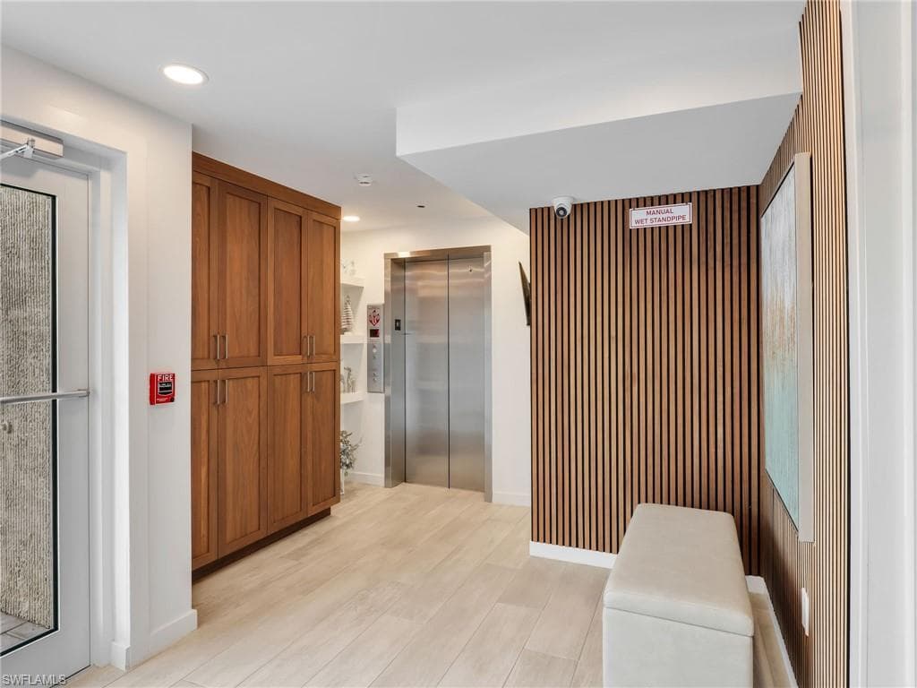 26340 Hickory BLVD # 902, BONITA SPRINGS FL 34134-41