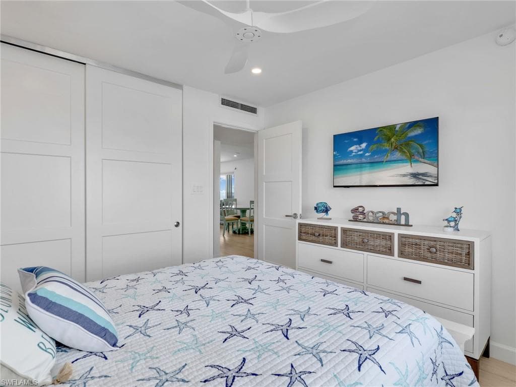 26340 Hickory BLVD # 902, BONITA SPRINGS FL 34134-17