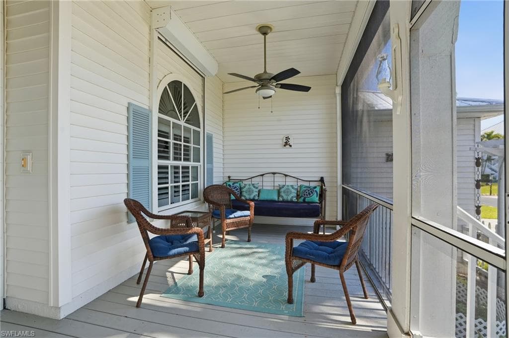 6250 Tidewater Island CIR-11