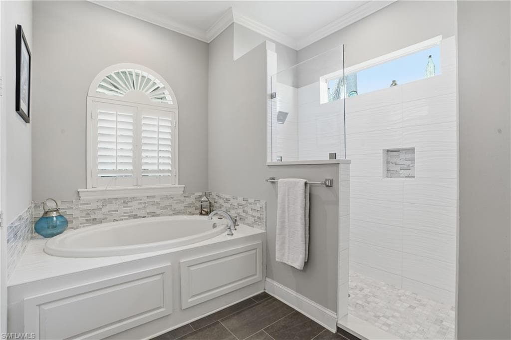 6250 Tidewater Island CIR-25