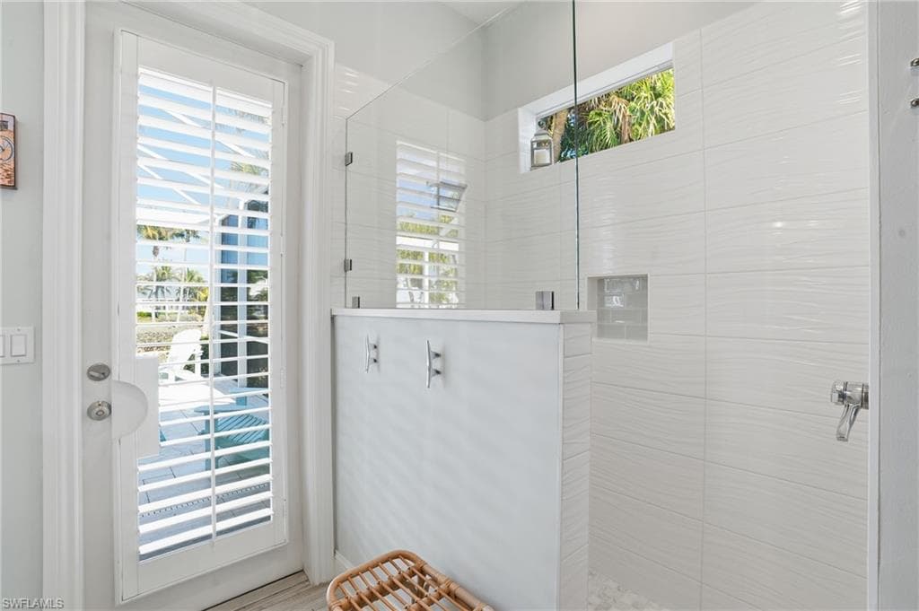 6250 Tidewater Island CIR-31