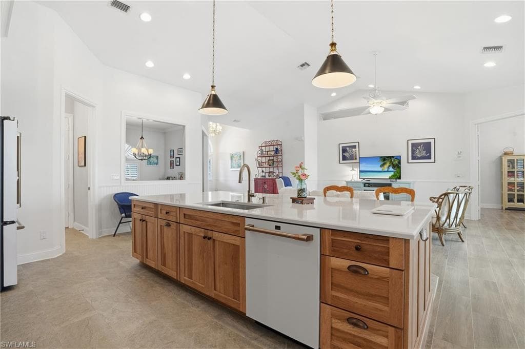 6250 Tidewater Island CIR-18