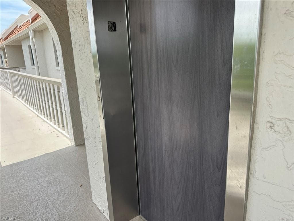 9395 Pennsylvania AVE # 19, BONITA SPRINGS FL 34135-18