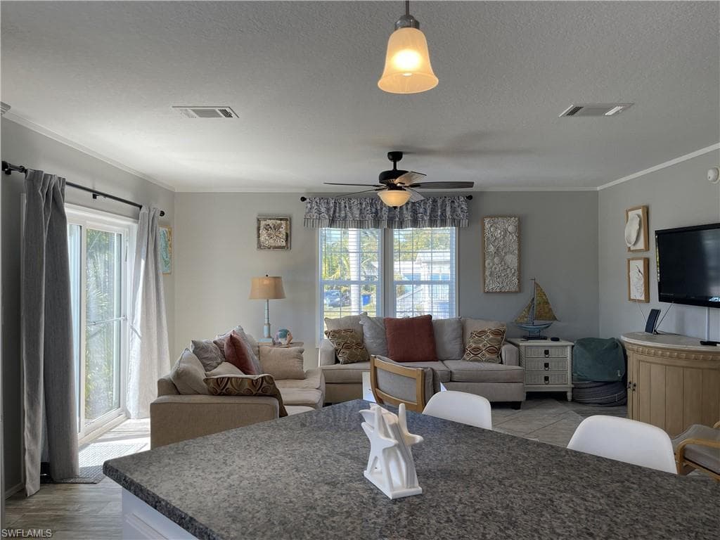 5520 Rainbow DR, BOKEELIA FL 33922-26