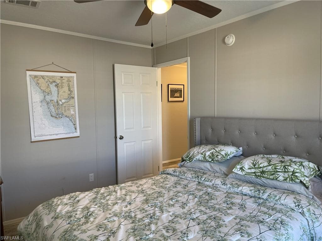 5520 Rainbow DR, BOKEELIA FL 33922-18